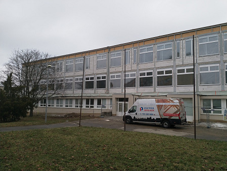 Izolace Základní školy a gymnázia v Praze